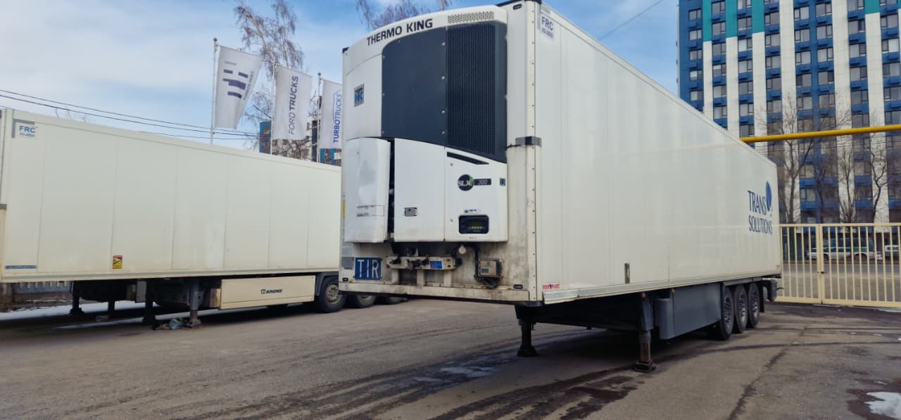 
								SCHMITZ CARGOBULL full									